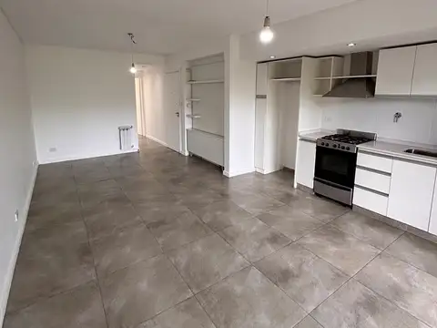 Departamento en Alquiler en Santos Lugares, $ 670.000