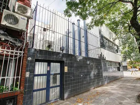 Av. Velez Sársfield al 1600