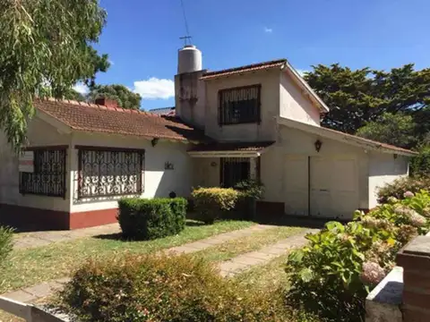 Casa En Venta En La Lucila Del Mar
