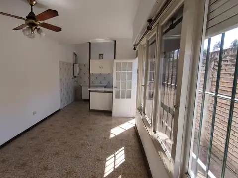 Casa en Alquiler en Quilmes, $ 950.000