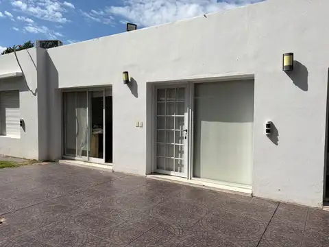 Casa en Alquiler de 2 dormitorios