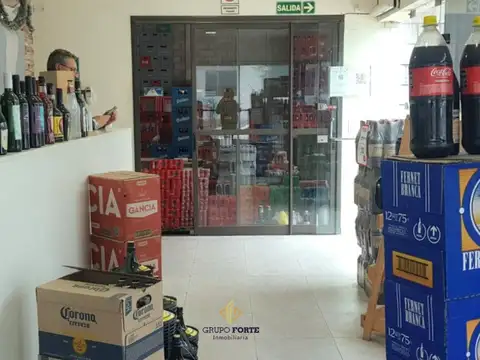 Local en Venta en Santa María, USD 185.000