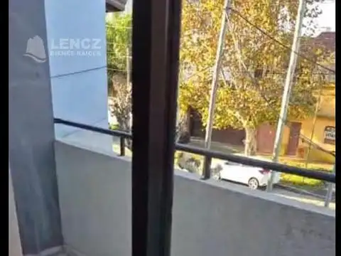 Depto Tipo Casa 2 ambientes con 2 baños