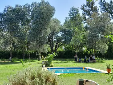 Casa en Venta con 7 cocheras