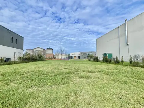 Terreno en Venta en Puertos - Acacias, USD 130.000