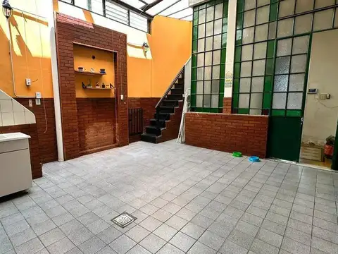 PH 4 AMBIENTES VENTA FLORES APTO CREDITO COCHERA