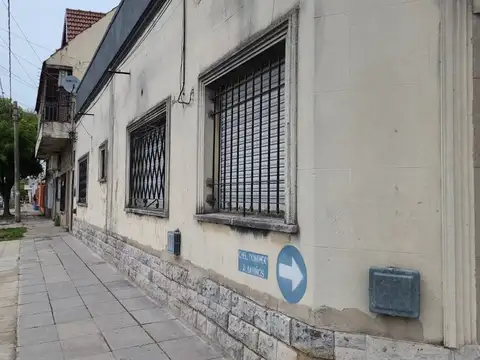 Depto Tipo Casa en Venta de 4 ambientes