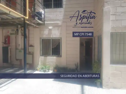 VENTA Departamento de un dormitorio en PB con patio en San Vicente