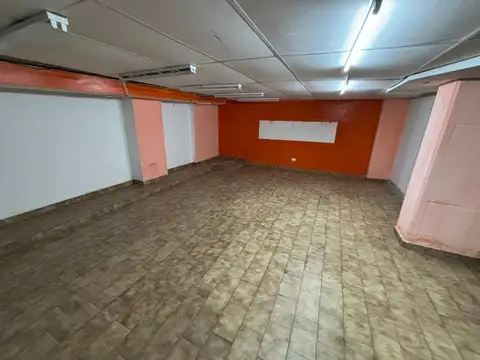 Local Comercial En la galeria la Merced