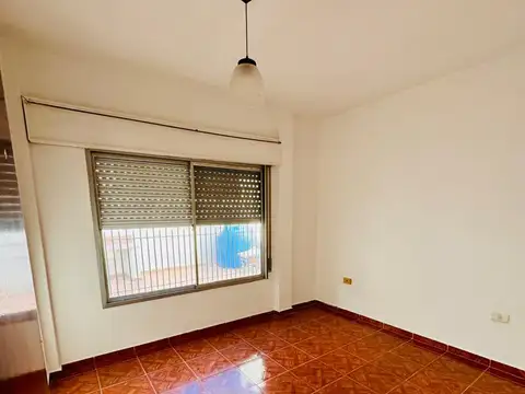 Departamento en alquiler en Berazategui