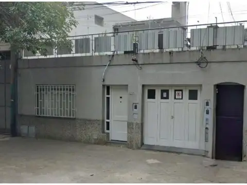 Avellaneda 1500, Piso PB