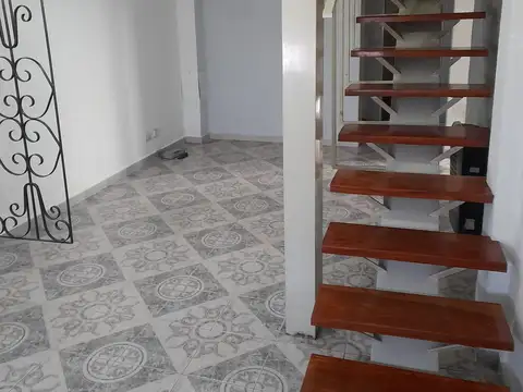 Horacio Quiroga 3500, Piso ---