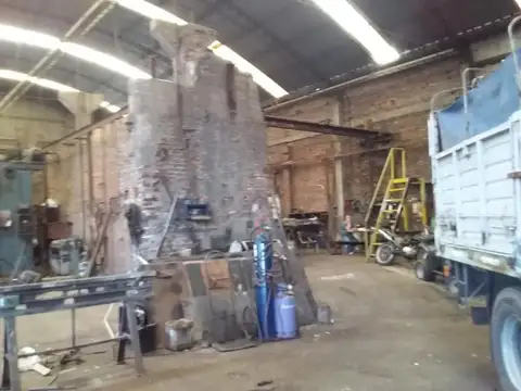 Galpon en Venta 20  mts Frente