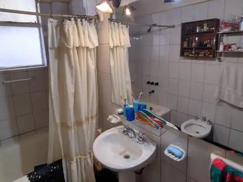 Talcahuano e/ Avenida Rivadavia y Bartolomé Mitre