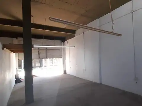 Local en Alquiler en Burzaco, $ 500.000