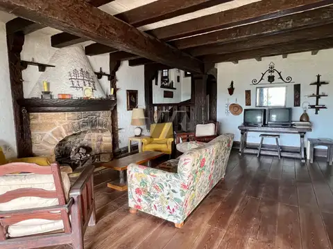 Casa en Venta con 1 cochera