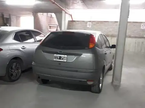 Cochera Lagos 938 (al lado de la UAI medicina)