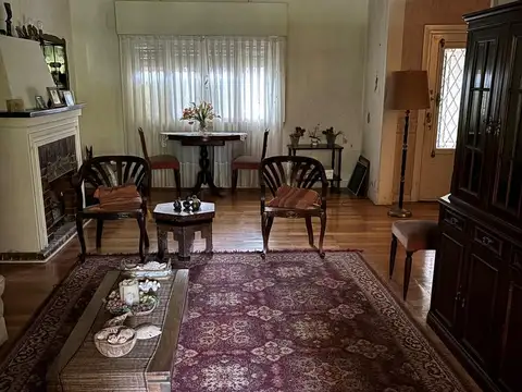 Oficina 4 ambientes con 2 baños