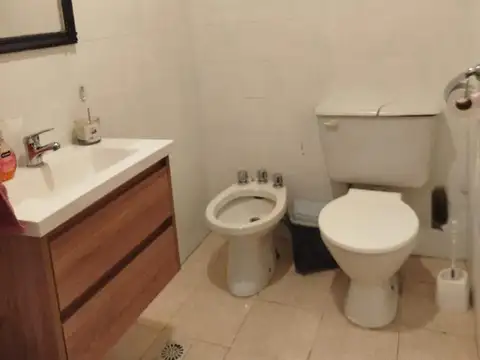 Local en Alquiler Via Púb.