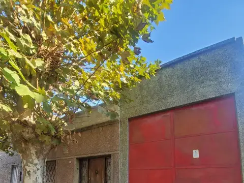 Vendo Casa 4 ambientes