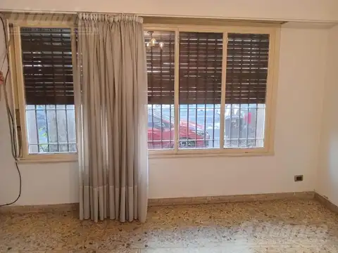 Casa en Venta en Flores, USD 260.000