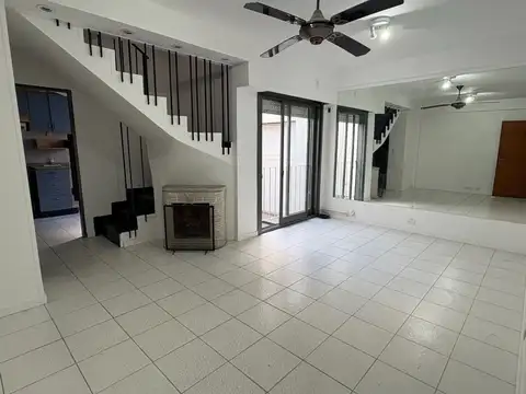 Depto Tipo Casa en Venta en Villa Urquiza, USD 185.000