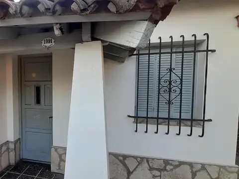 Casa en Venta en Burzaco, USD 82.000