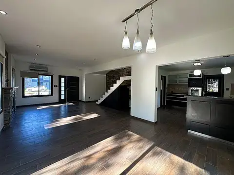 Casa en Venta en Guernica, USD 179.900