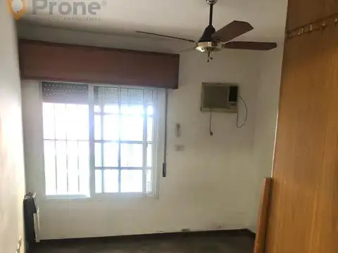 Casa en venta 2 dormitorios , patio y terraza