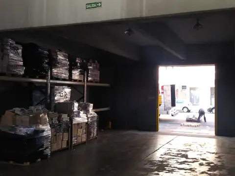 Galpon en Venta 35  mts Frente