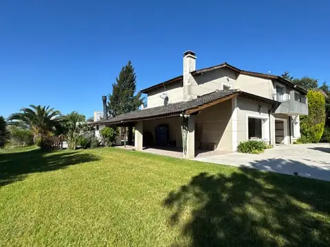 Casa en Alquiler de 5 dormitorios