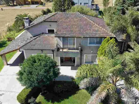 CASA EN ALQUILER EN CANNING BARRIO LA MAGDALENA