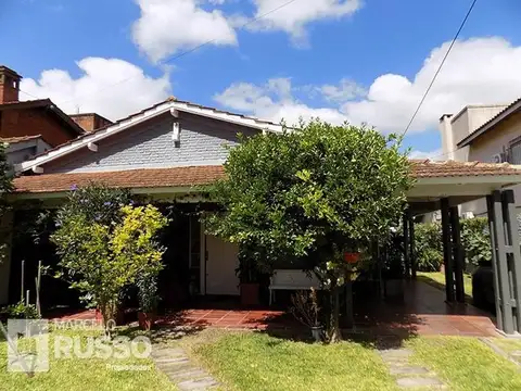 CHALET 5 AMBIENTES c/ PISCINA & QUINCHO