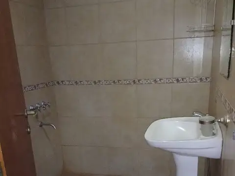 Depto Tipo Casa en Venta en Santos Lugares, USD 1