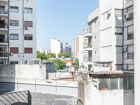 Depto Tipo Casa en Venta 45 años