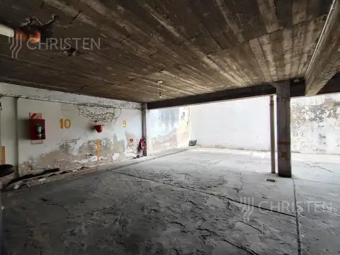 Rivadavia al 3300 cocheras en venta