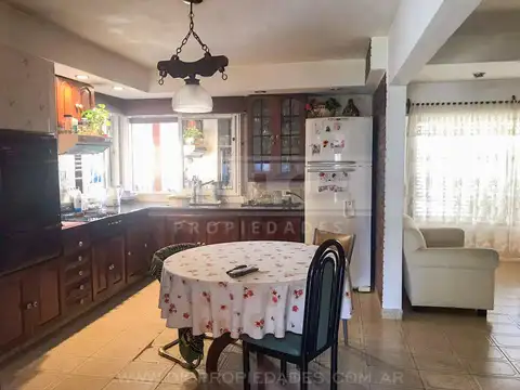 Francia al 4900,entre Carlos Calvo y Alexander Fleming