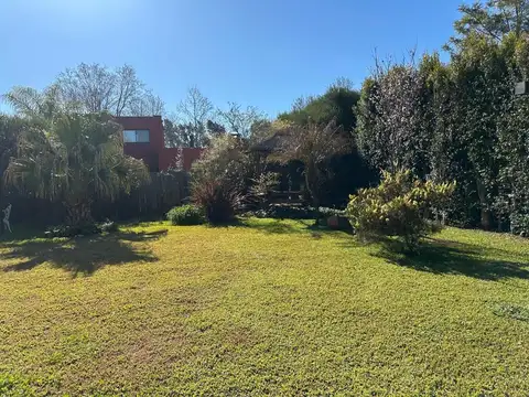 Casa en Venta con 1 cochera