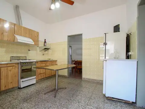 Depto Tipo Casa 8 ambientes con 3 baños