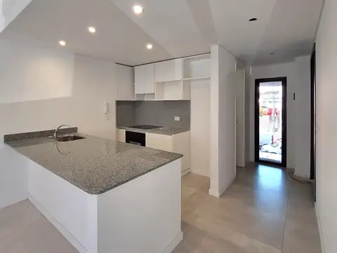 Local en Alquiler en Centro (Zarate), $ 1.300.000