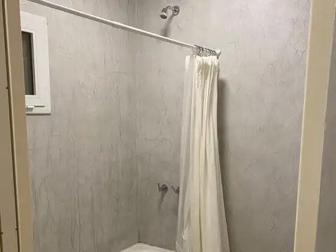 Casa en Venta en Pilar del Este - Santa Guadalupe, USD 180.000