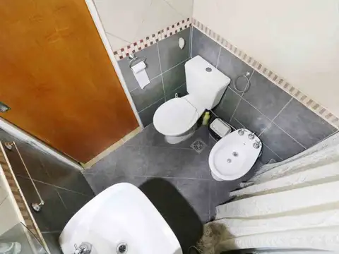 Depto Tipo Casa en Venta 18 años