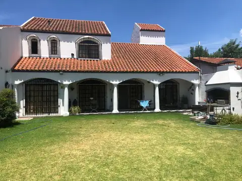 Casa en Venta en San Antonio De Padua, USD 280.000
