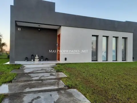 Venta Casa en San Lucas 3 Dormitorios Canning