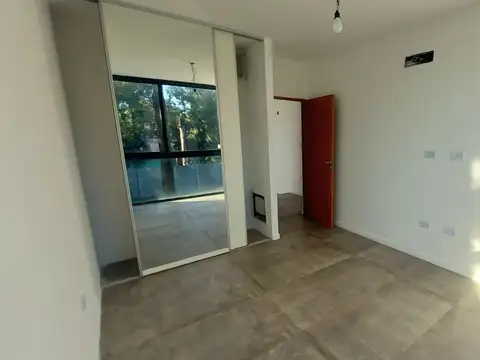 CASA 4 AMBIENTES VENTA MORENO A ESTRENAR  CASA 5