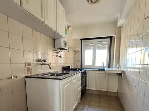 Exclusivo Departamento Frente al Mar en Boulevard Brown 675