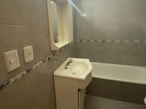 Departamento 3 ambientes con 1 baño