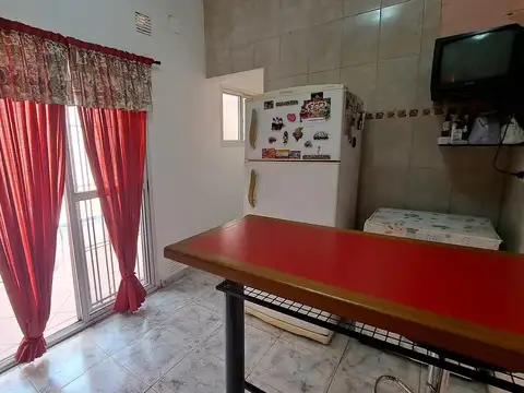 Depto Tipo Casa 4 ambientes con 1 baño