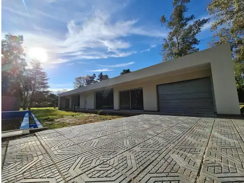 Quinta en venta a estrenar Alvear esquina Roca, Marcos Paz,