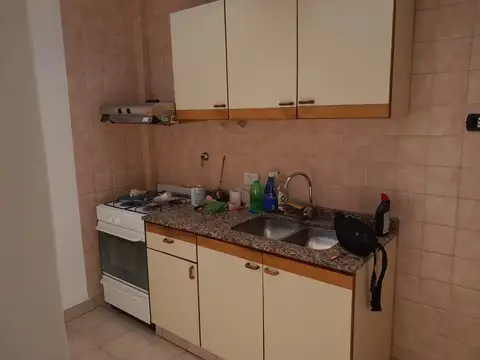 Depto Tipo Casa en Alquiler en Villa del Parque, USD 750.000
